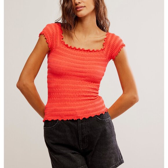 🆕 FREE PEOPLE Pucker Up Seamless Tee / Poppy Red - Picture 1 of 8